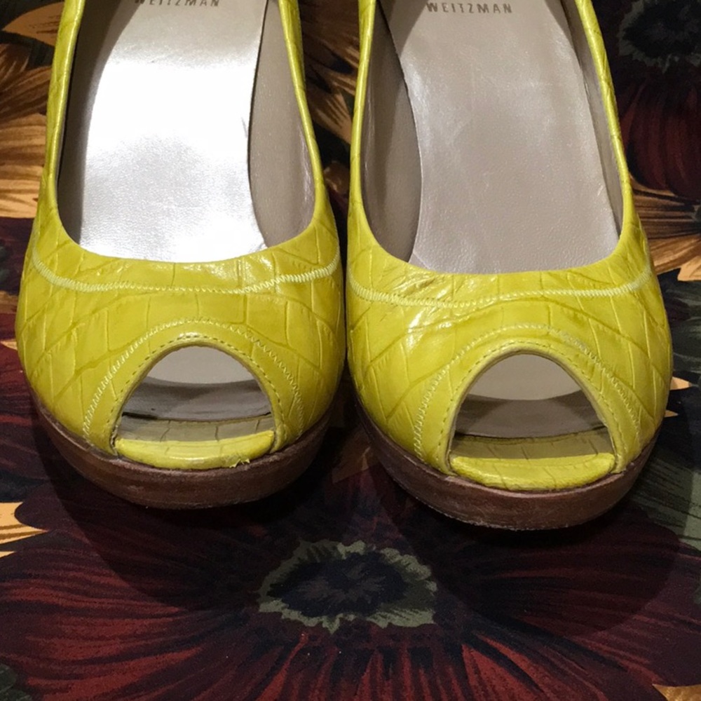 Stuart Weitzman peep toe heels - Picture 2 of 8